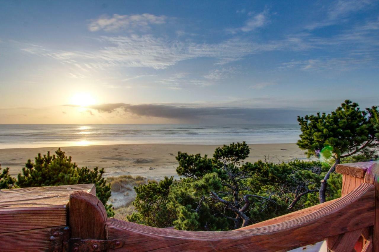Seadrifter Oceanfront Beach House Seal Rock Экстерьер фото