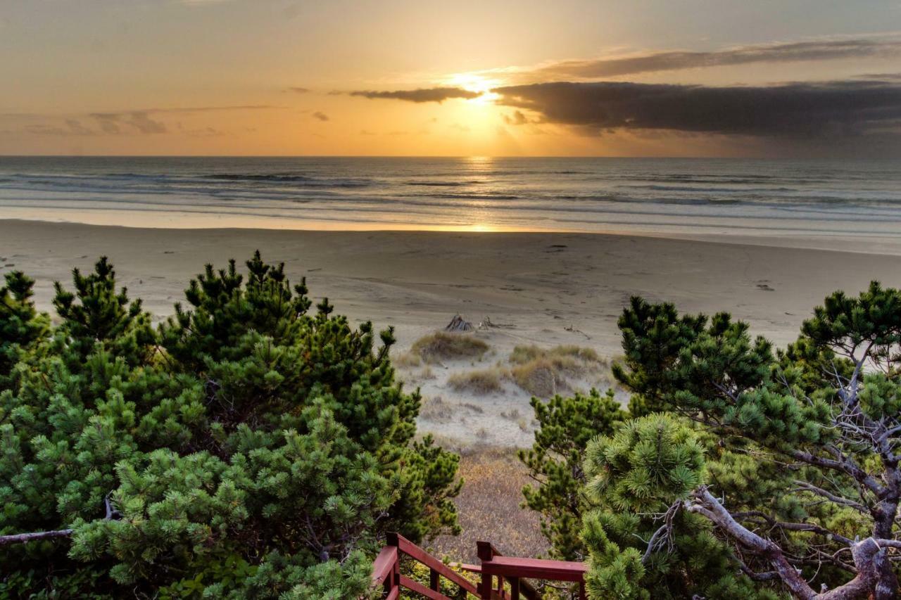 Seadrifter Oceanfront Beach House Seal Rock Экстерьер фото